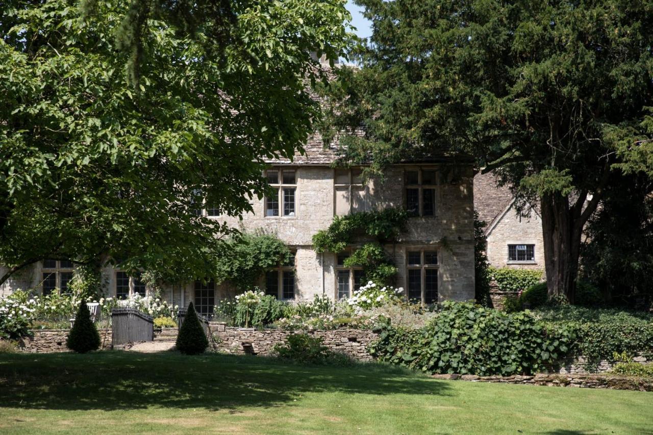 The Bothy Beverston Castle Tetbury Exterior photo
