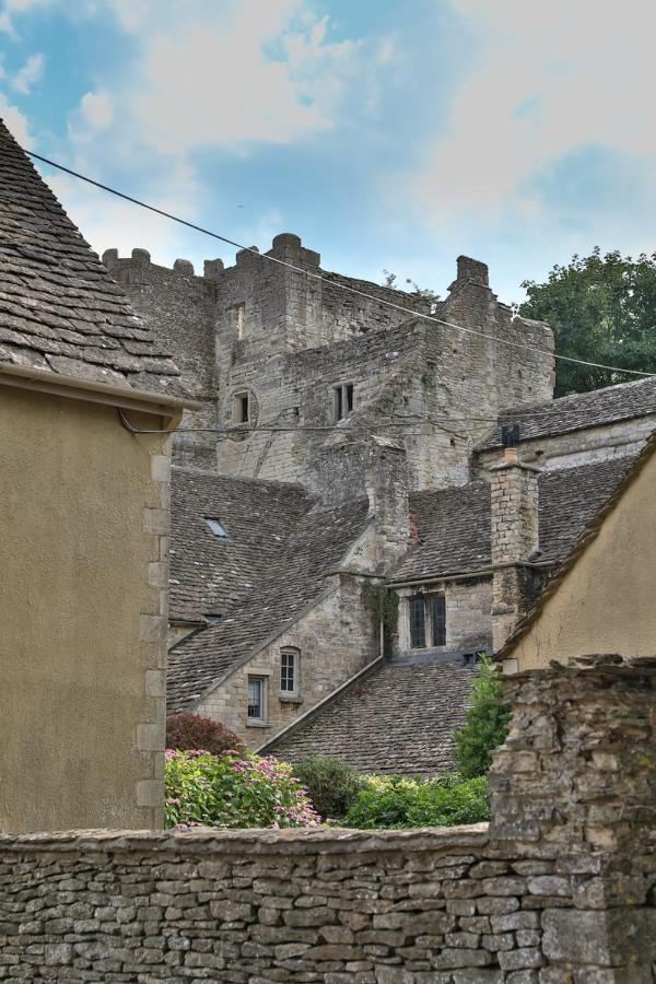 The Bothy Beverston Castle Tetbury Exterior photo